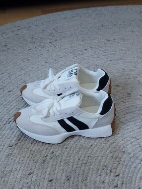 White & Black Retro Runner Sneakers